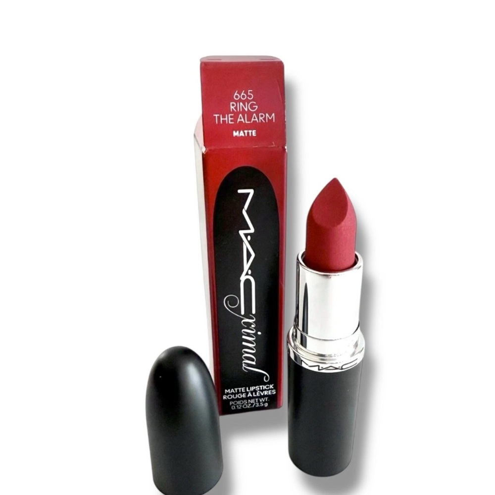 MAC MACximal Matte Lipstick RING THE ALARM 665 - Full Size Boxed